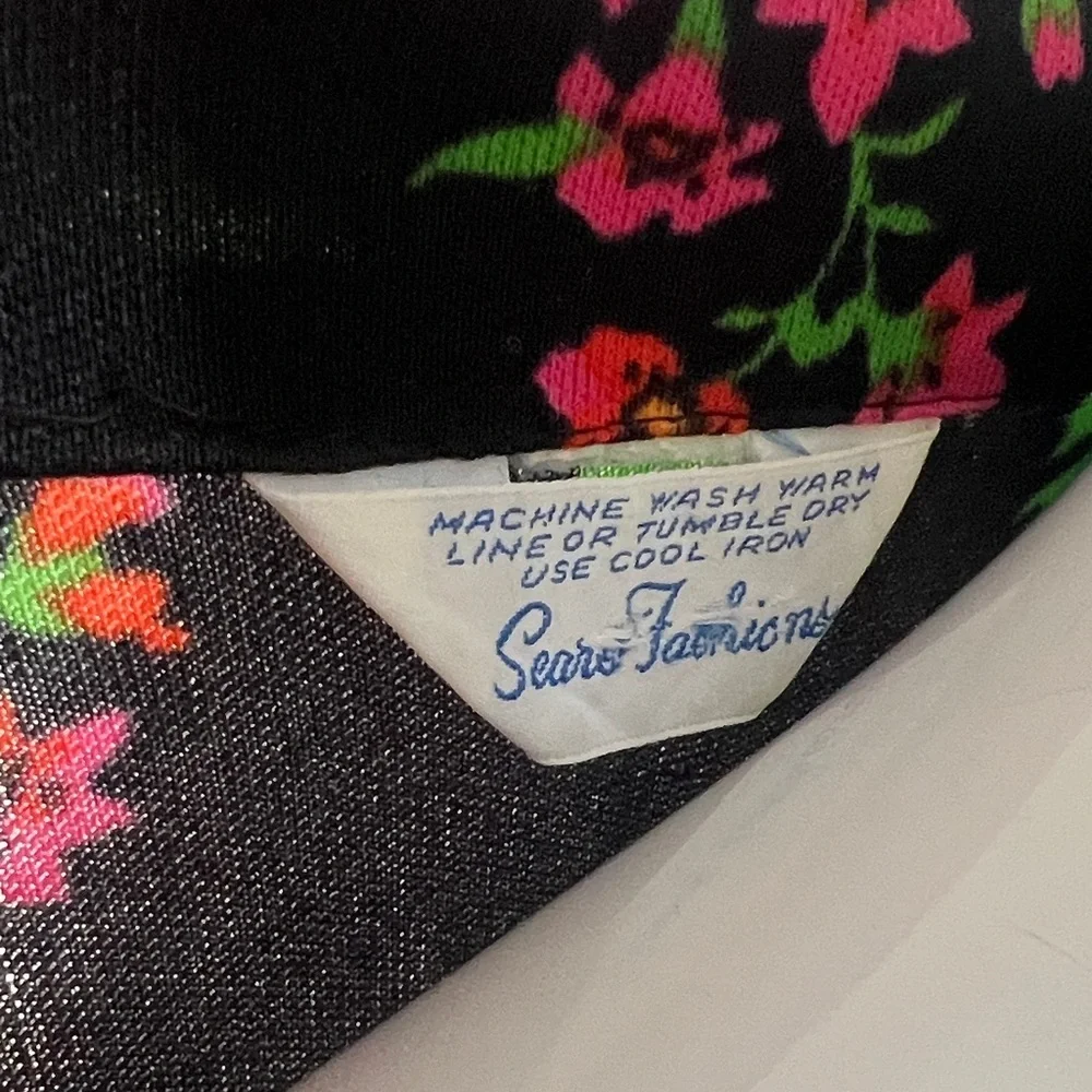 Sears Sz 6-8 Vintage Two Piece Viscose Button Shirt Elastic Waist Pant Suit